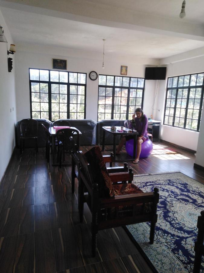 Akiko Rest Hotel Nuwara Eliya Exterior photo