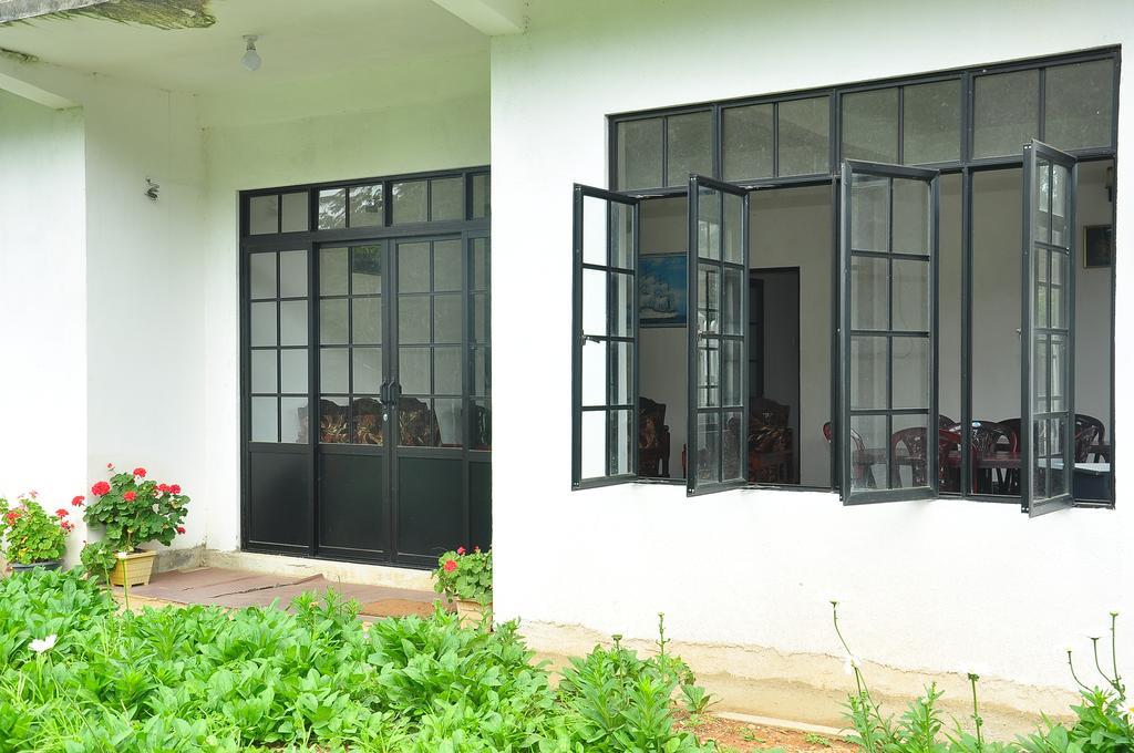 Akiko Rest Hotel Nuwara Eliya Exterior photo